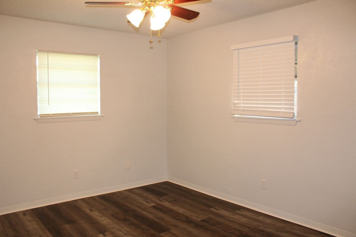 Bedroom 3 - 1413 Center Dr