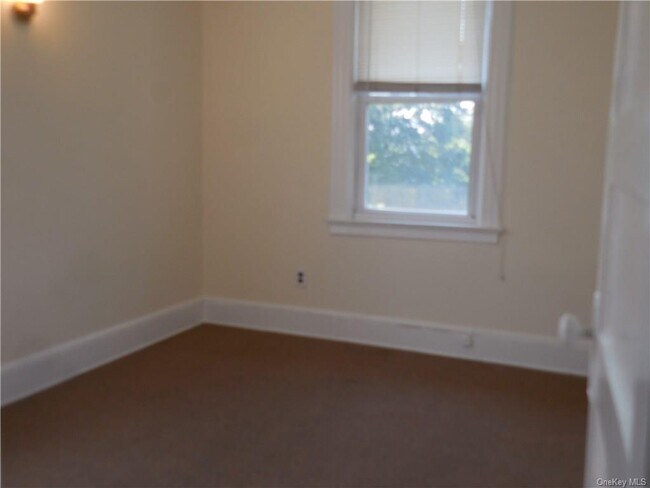 Building Photo - 458 Westchester Ave