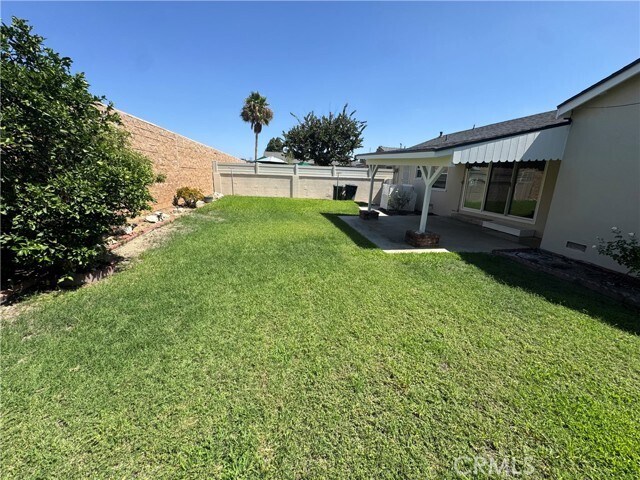 Building Photo - 933 W Autumn Dr