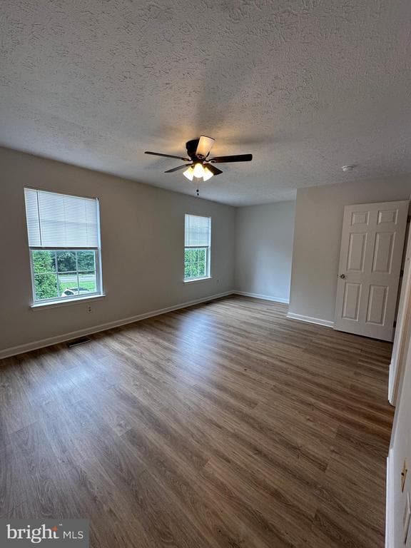 Building Photo - 309 Sherando Cir