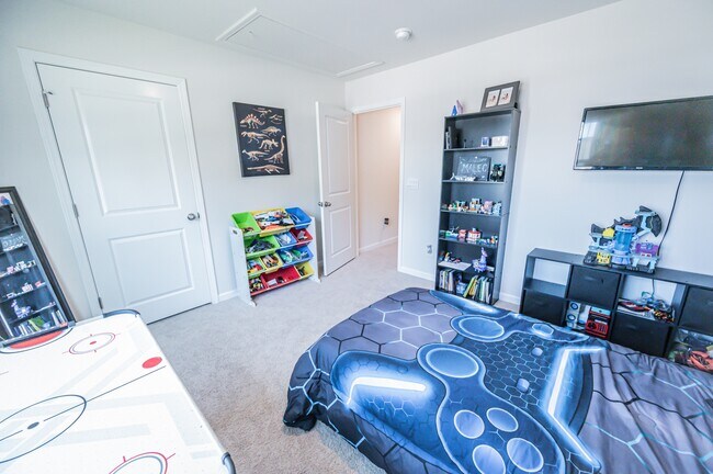 Building Photo - 4013 Calabash Ct
