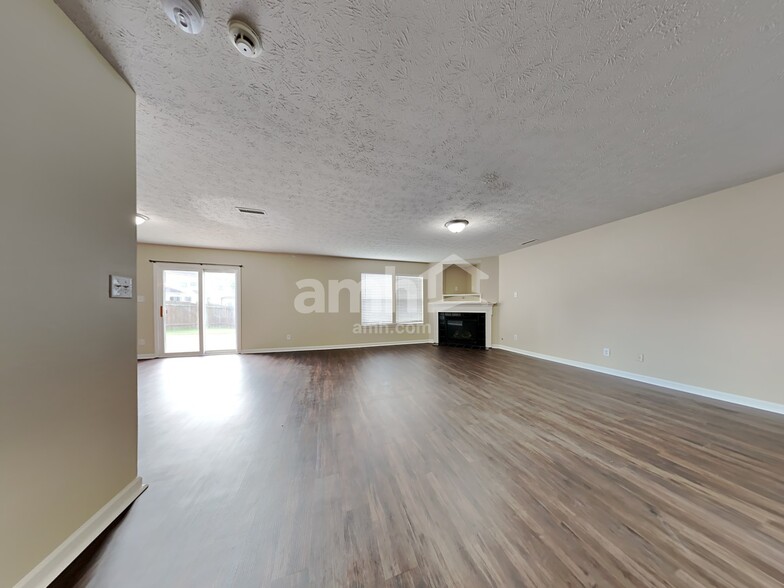 Building Photo - 1351 Blue Ridge Ln