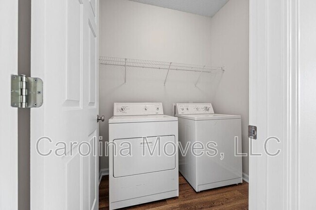 Building Photo - 106 Waterford Park Dr