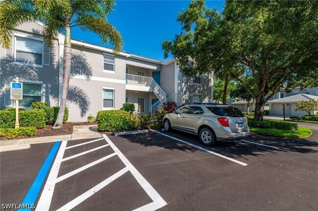 Building Photo - 12081 Summergate Cir