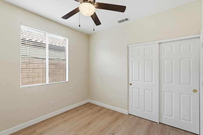 Building Photo - 6844 W Harrison St