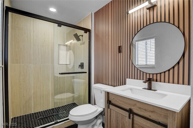 Building Photo - 4012 N Mira Ln