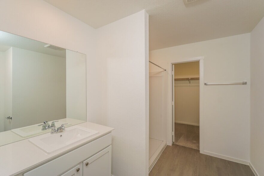 Building Photo - 193 Amy Frances Dr