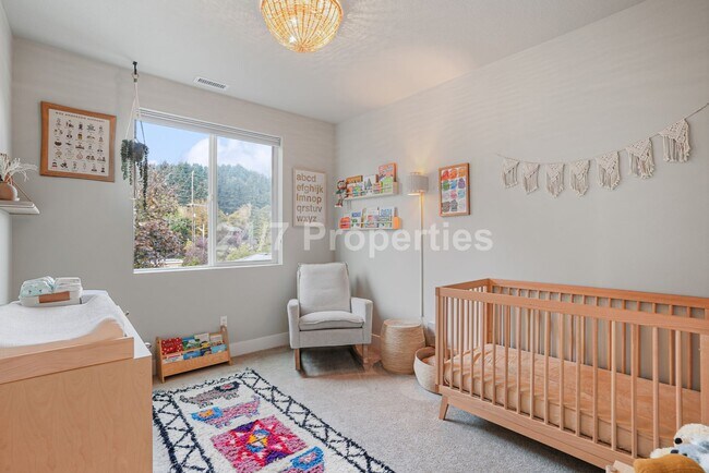 Building Photo - 2025-2491MF