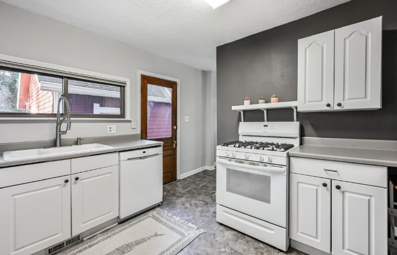 Building Photo - 1209 Polk St