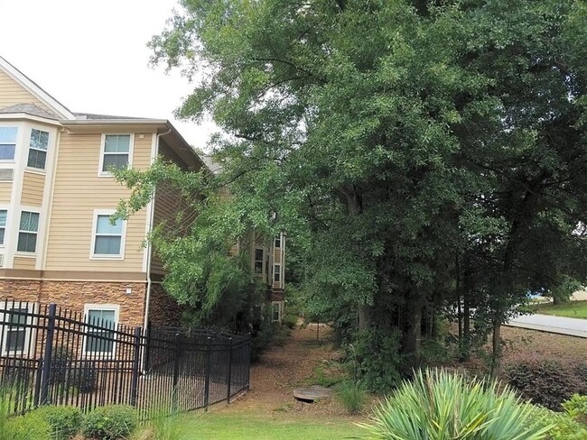 Building Photo - 4695 Redan Rd