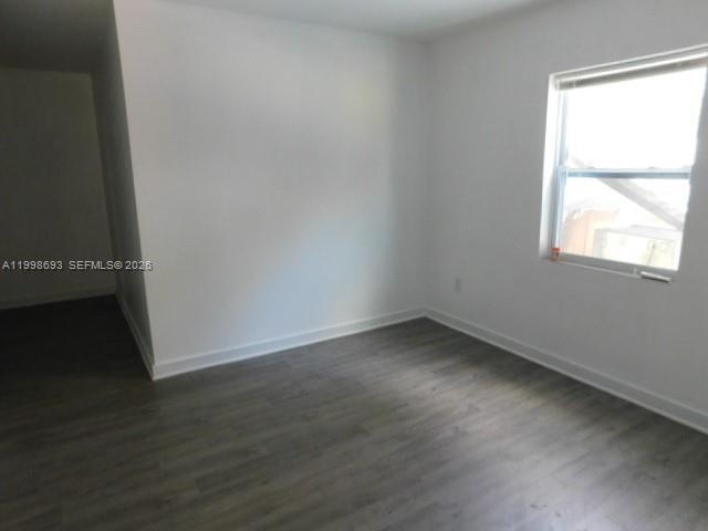 Building Photo - 551 Avenida Del Sur
