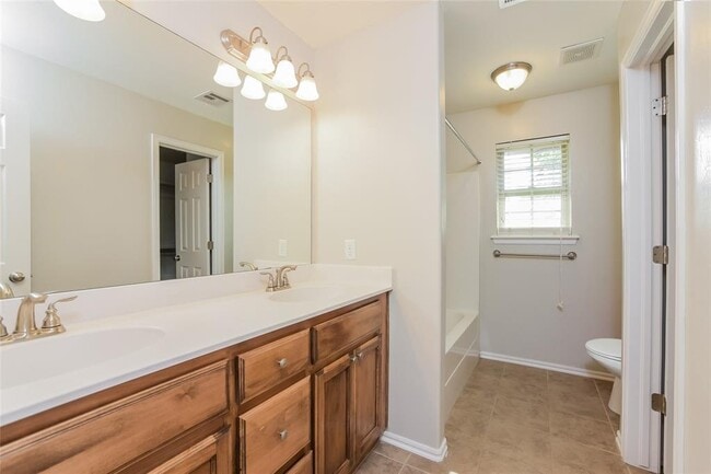 Building Photo - 3609 Truman Dr