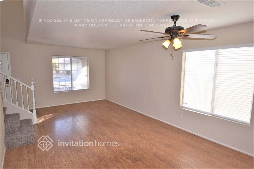 Building Photo - 9901 Rose Charmont St