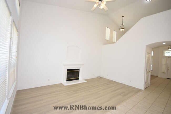 Building Photo - 1783 Cadfael St