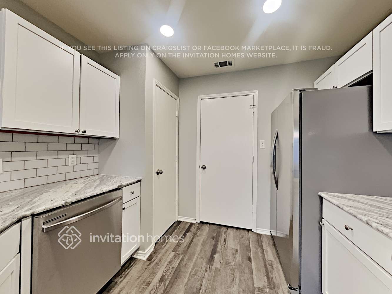 Building Photo - 3724 Periwinkle Dr