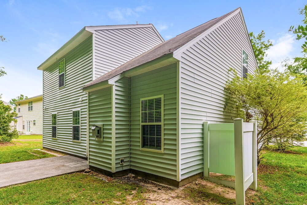 Building Photo - 3952 Tyler Bluff Ln