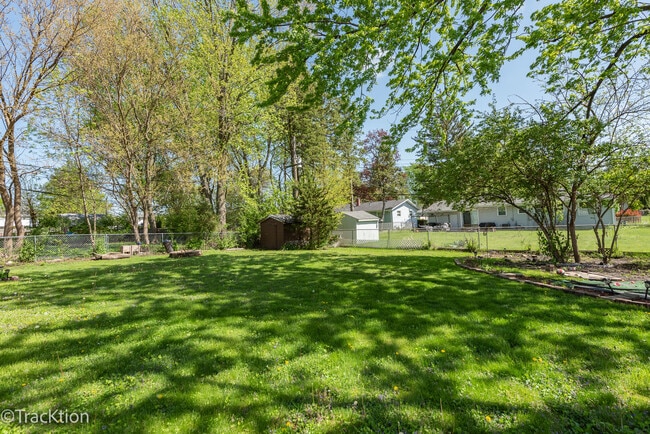 Building Photo - 146 Mohawk Dr
