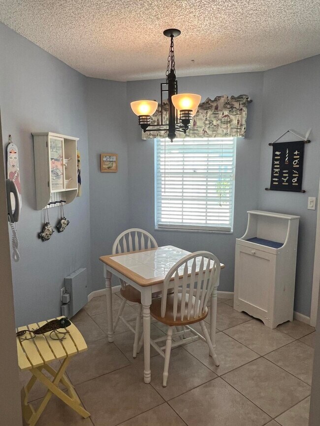Building Photo - 905 Ocean Dunes Cir