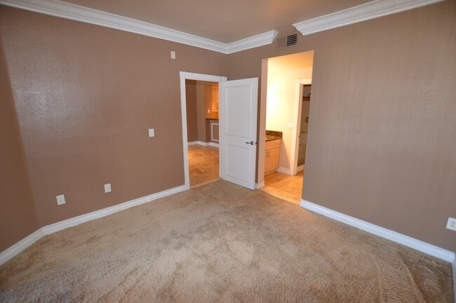 Building Photo - Meridian - Unfurnished 2 bedroom | 2 bathroom Luxury Condo.
