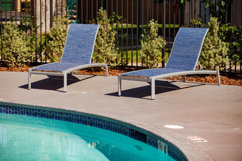 Building Photo - 570 S Lincoln Ave