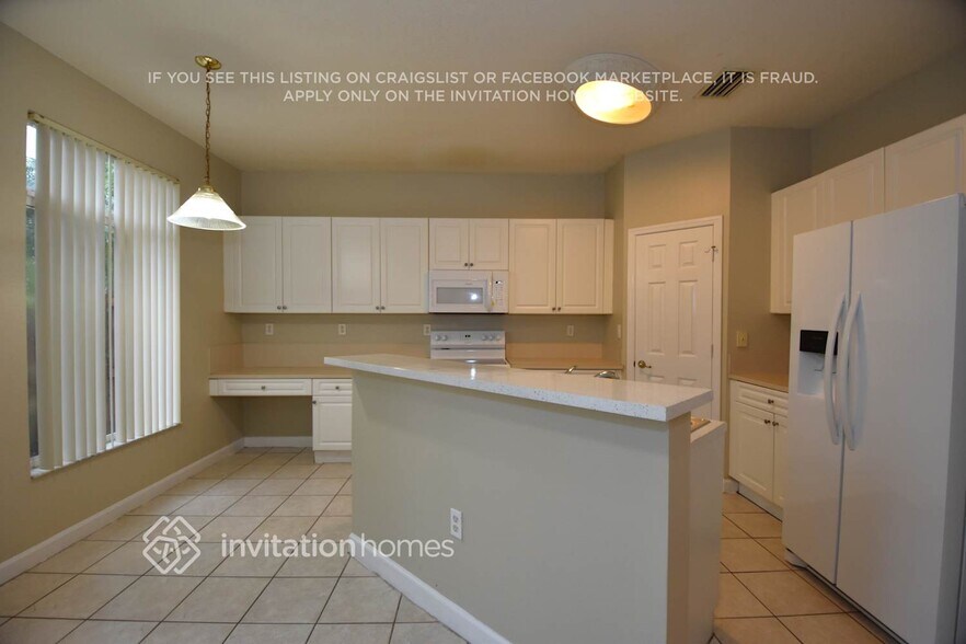 Building Photo - 11351 NW 56th Terrace