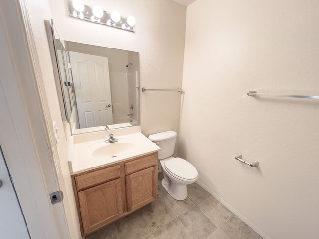 Building Photo - DUPLEX - CAMP VERDE