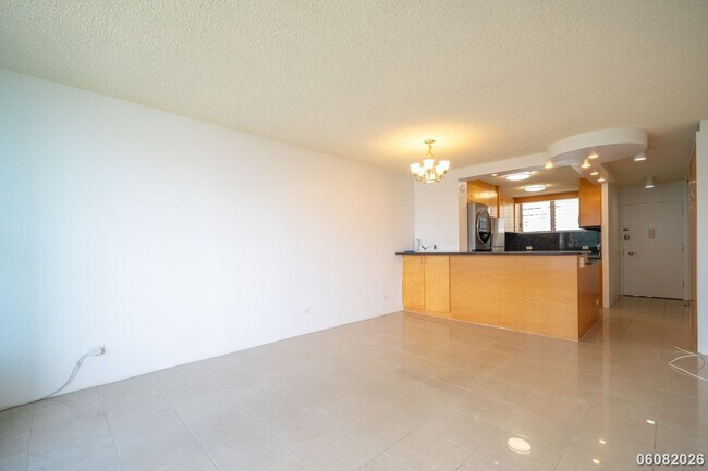 Building Photo - PRIME ALA MOANA/WAIKIKI LOCATION: 2BR/1.5BA Condo with Parking & In-Unit Washer/Dryer!