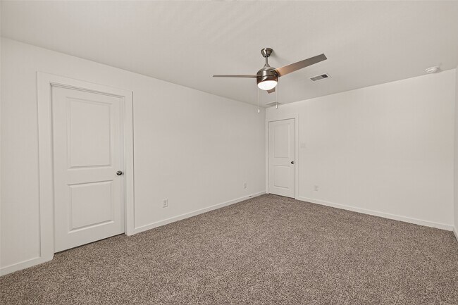 Building Photo - 3538 Lovebird Ln