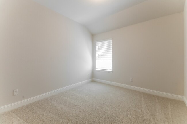 Building Photo - Brand-New 3-Bed Home with Designer Finishes, Energy Savings, and Community Amenities in Anna