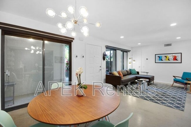 Building Photo - 353 N Hermosa Dr