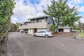 Building Photo - M1769