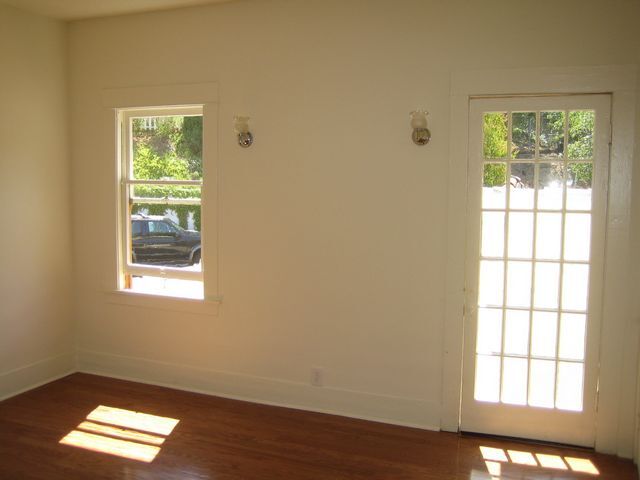 Building Photo - 2103 Vine St