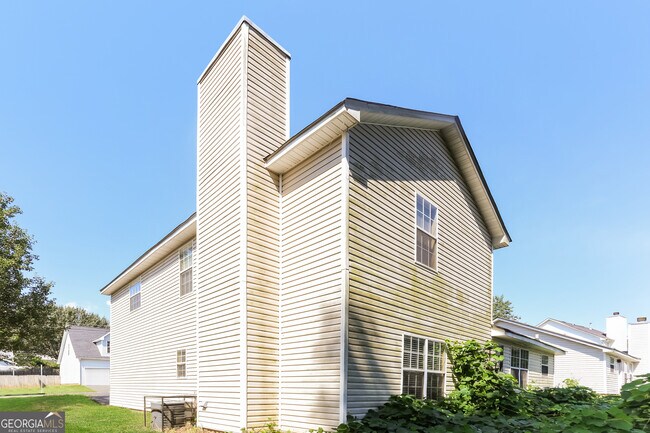 Building Photo - 5742 Wellborn Creek Dr