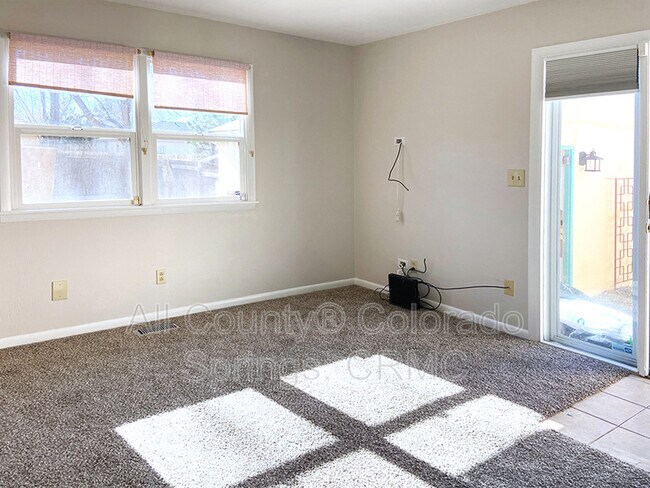 Building Photo - 407 N 31st St
