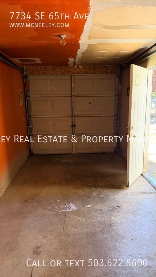 Building Photo - 7734 SE 65th Ave
