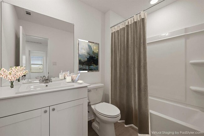 Building Photo - 213 Navidad River Dr