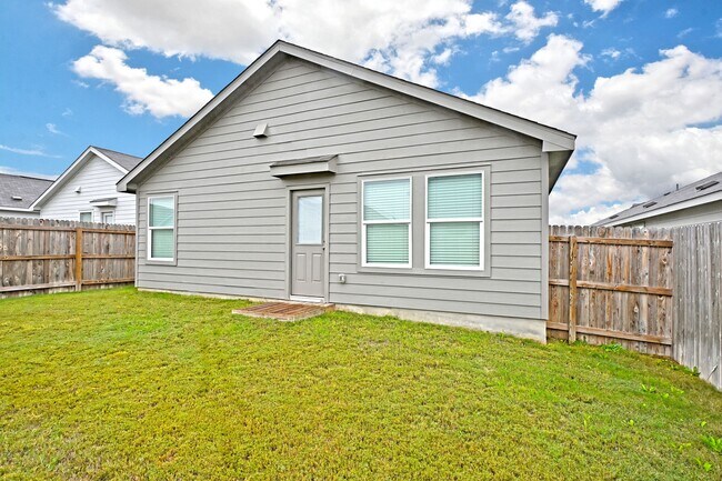 Building Photo - 766 Tulsa Trl