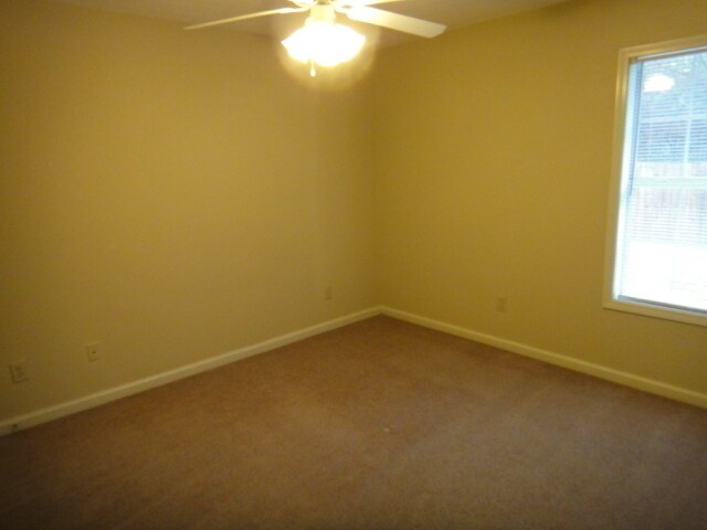 Building Photo - Longview Cottages - Available Soon!