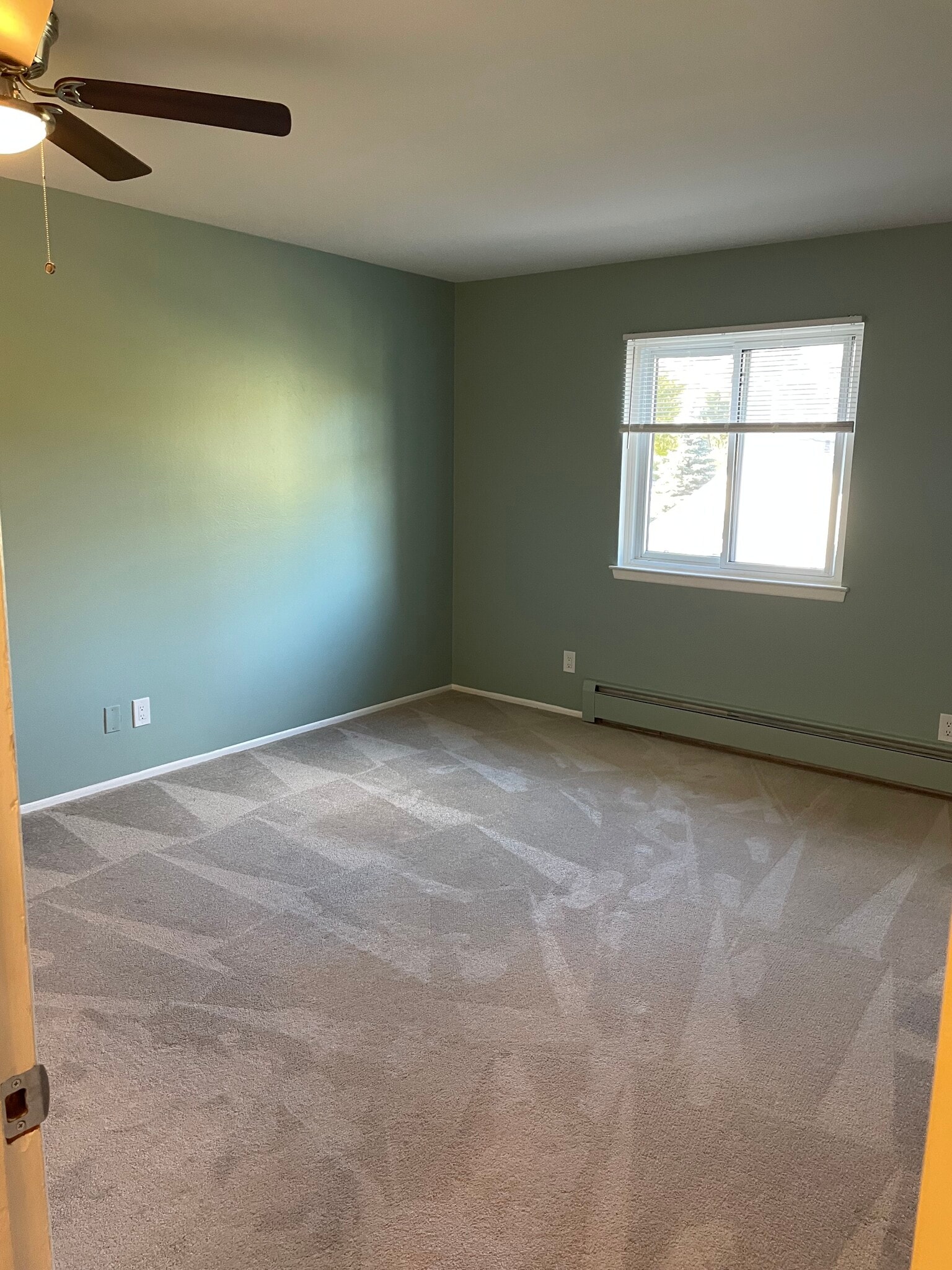 Building Photo - 810 Plate St