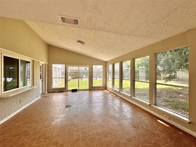Building Photo - 3439 Aspen Bend Dr