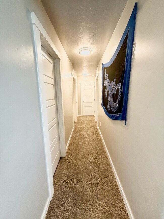 Building Photo - Stunning Nampa Home with RV Parking!