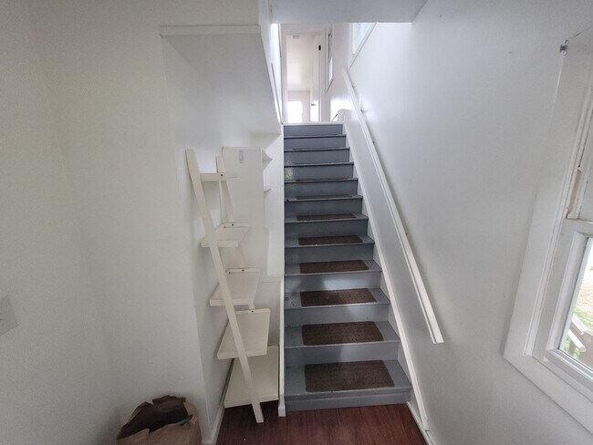 Building Photo - 776 NY-284