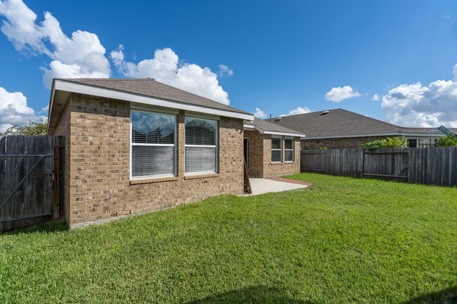 Building Photo - 16203 Philippa Creek Way