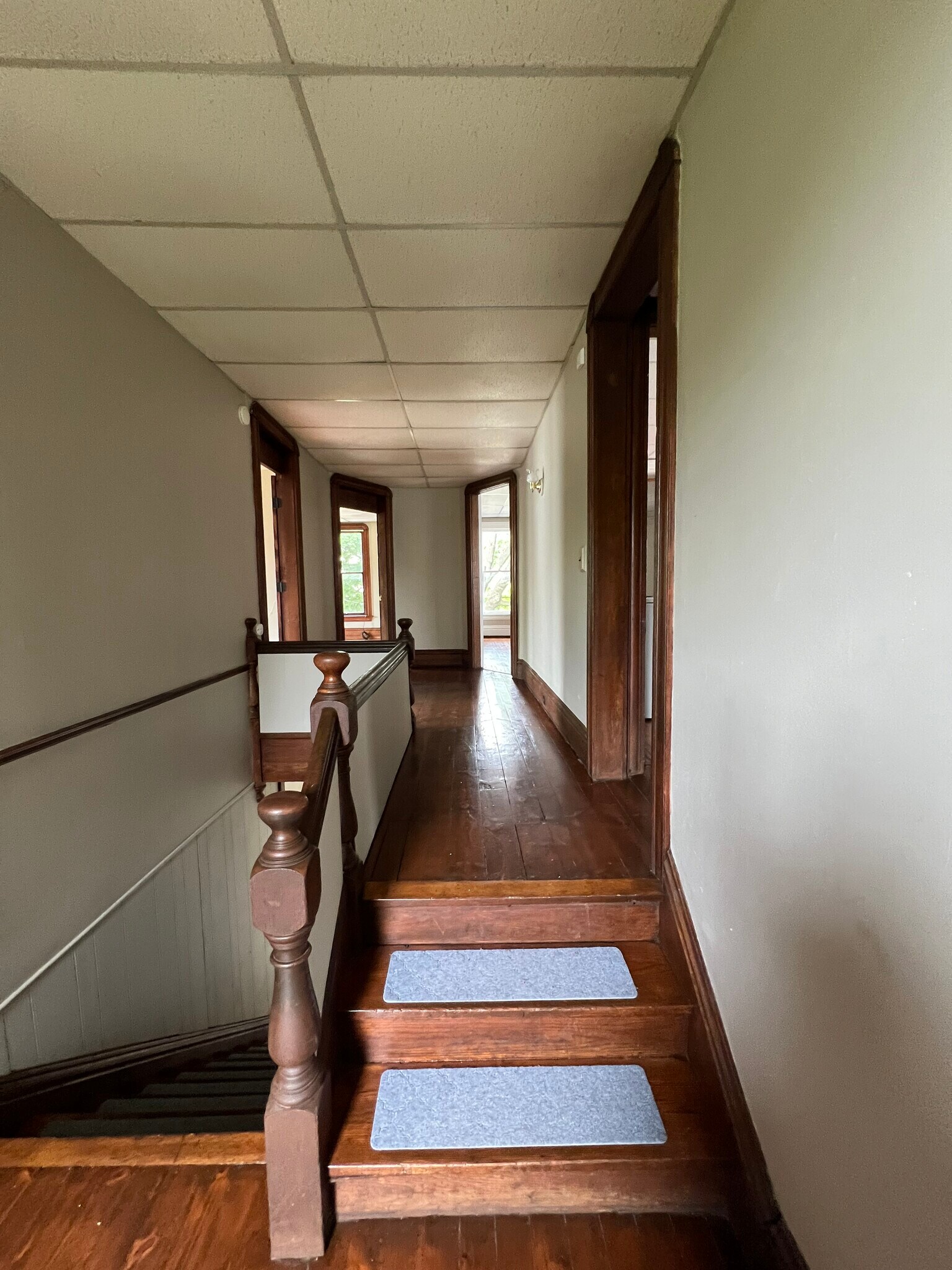 Building Photo - 118 E Chemung Pl