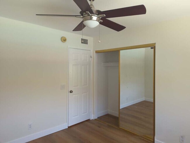 Building Photo - Beautiful and Spacious 4 Bed, 3 Bath Home ...