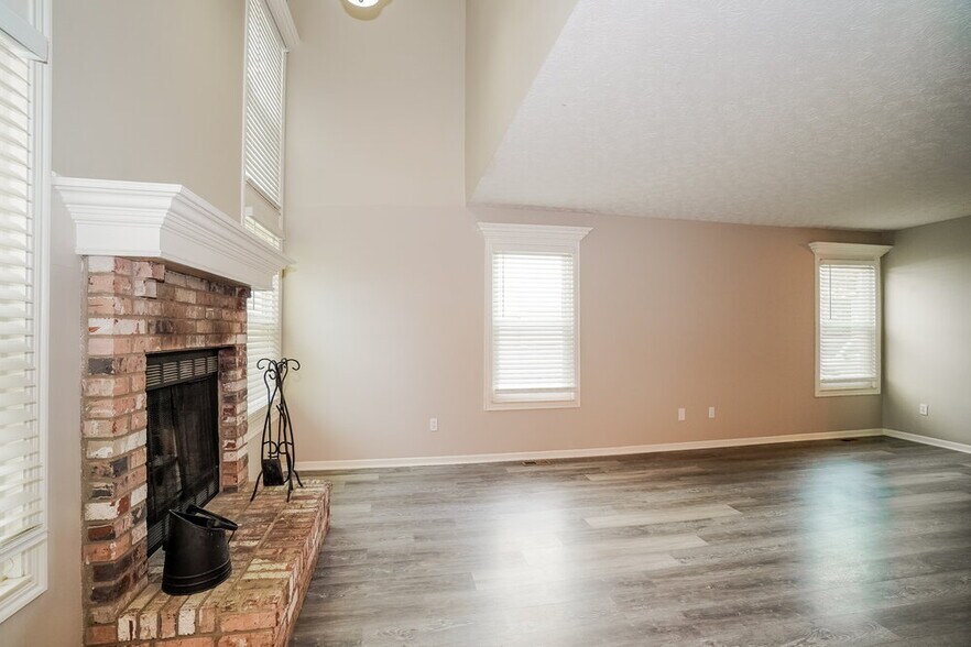 Building Photo - 4149 Cherry Orchard Ln