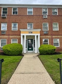 Building Photo - 13797 Cedar Rd