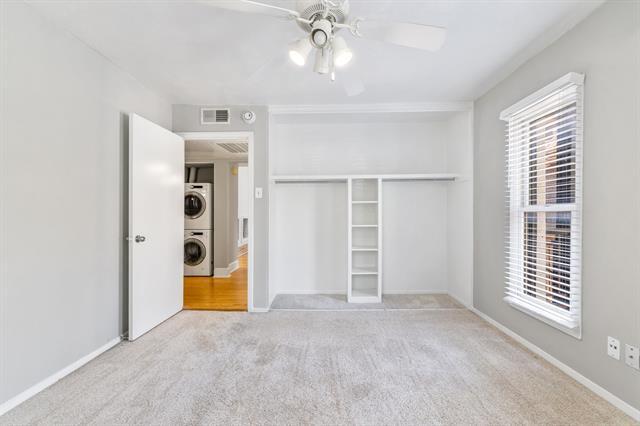 Building Photo - 5928 Sandhurst Ln