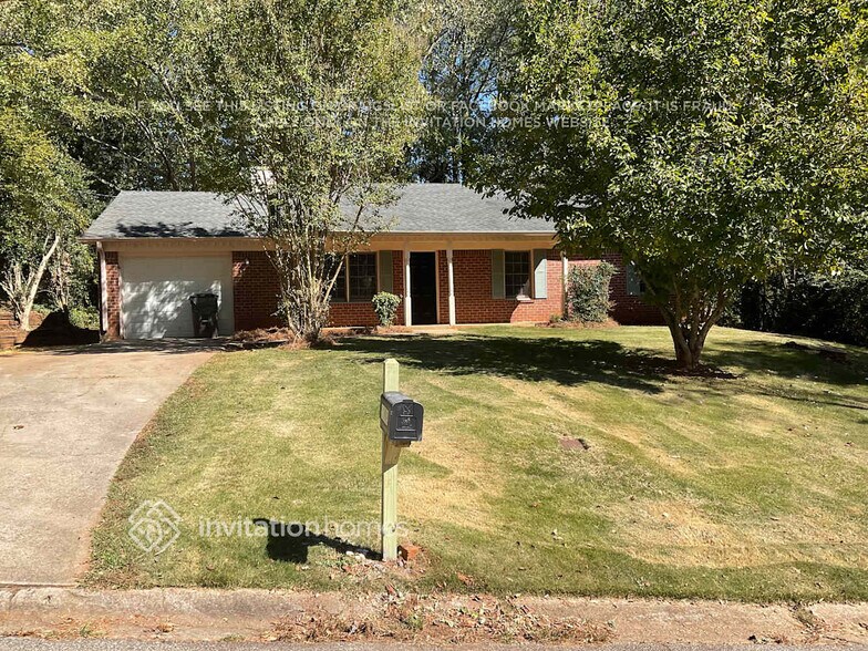Primary Photo - 1002 Providence Way
