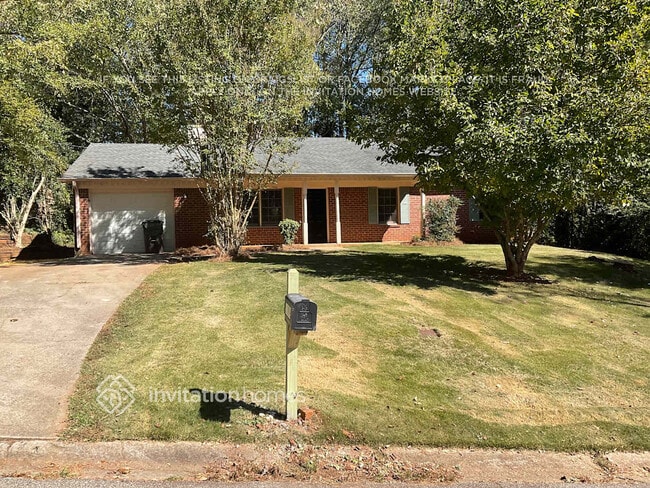 Building Photo - 1002 Providence Way